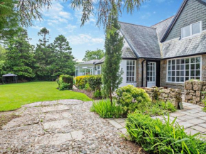 4 Bed in Beaumaris 94501
